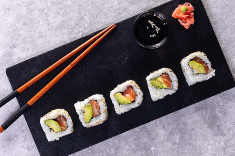 London: Sushi-Making Class with Wine - An In-Depth Look at the Sushi-Making Class in London