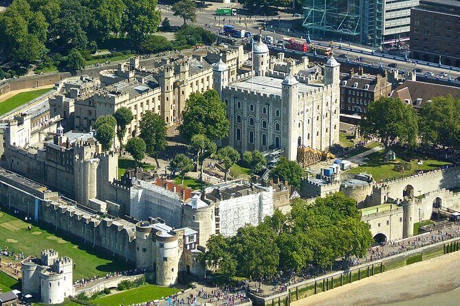 London Taxi Private Top Sights Tour and Tower of London Entry - Authentic Insights from Travelers