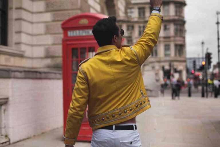 London: The Fun Tour with Live Theater and Comedy - What to Expect During the Tour