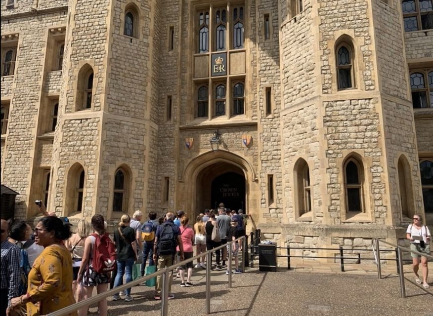 London: Tower of London Guided Tour with Boat Ride - Practical Tips for Making the Most of Your Tour