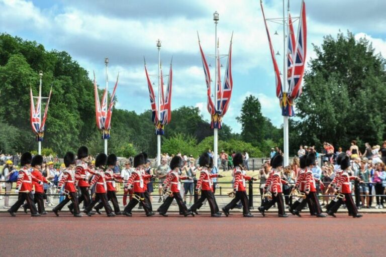 London Vintage Bus Tour, Thames Cruise, Fish & Chips - Why This Tour Works for Travelers