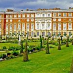 London: Windsor, Hampton Court Palace with Free Snack Pack - A Deep Dive into the Royal Tour Experience