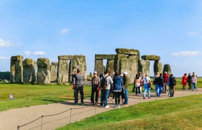 London: Windsor, Stonehenge, Bath, and Roman Baths Day Trip - Who Should Consider This Tour?