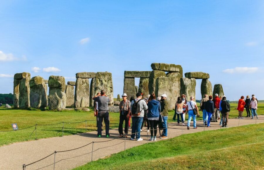 London: Windsor, Stonehenge, Bath, and Roman Baths Day Trip - Who Should Consider This Tour?