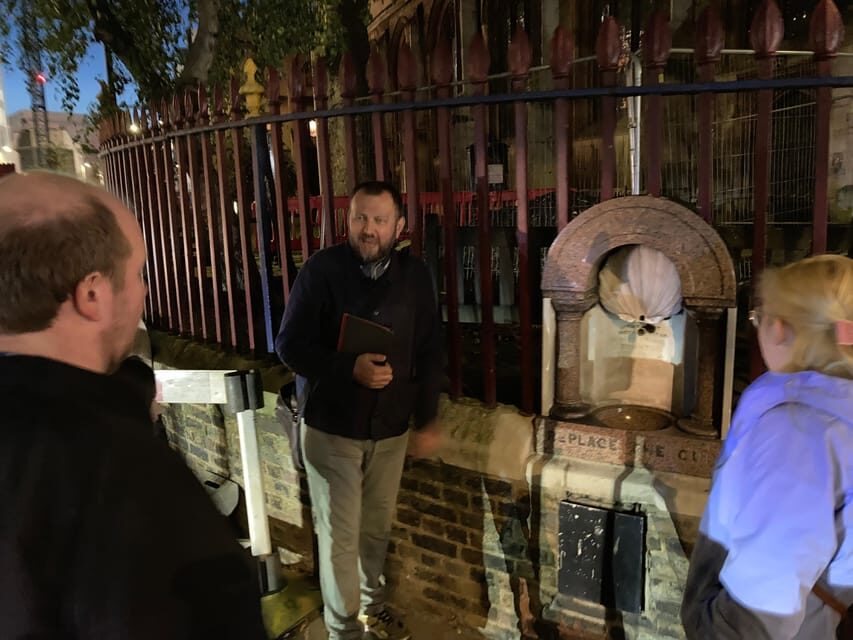 London's Ghosts & Gruesome Past Nighttime Walking Tour - A Closer Look at the London’s Ghosts & Gruesome Past Tour