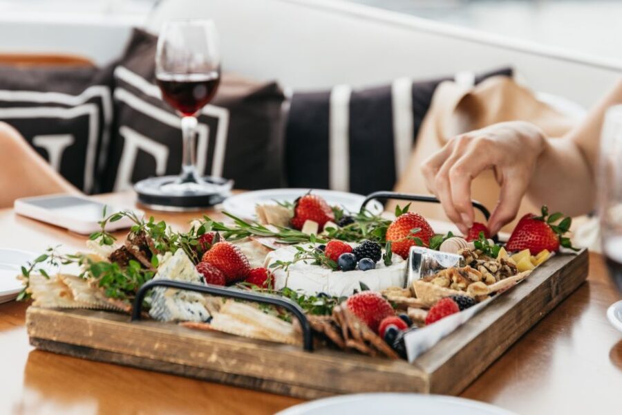 Los Angeles: Luxury Cruise with Wine, Cheese & Sea Lions - The Itinerary & What to Expect