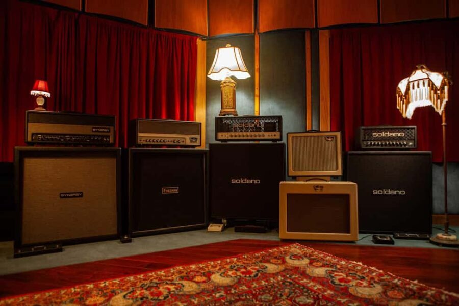 Los Angeles: One On One Recording Studios Tour - Who Will Love This Tour?