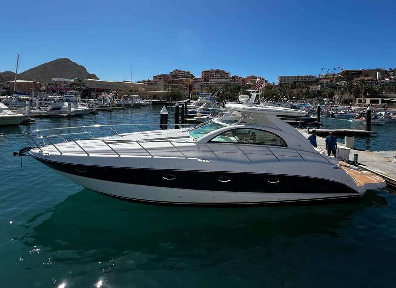 LOS CABOS: PRIVATE BAY AND ARCH TOUR. LUXURY YACHT - What’s Included and What to Bring