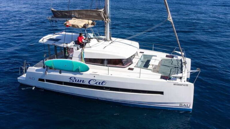Los Cabos: Private Sunset Catamaran. - Food, Drinks, and Atmosphere