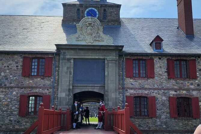 Louisbourg Fortress, Lighthouse and Cliffside Adventure