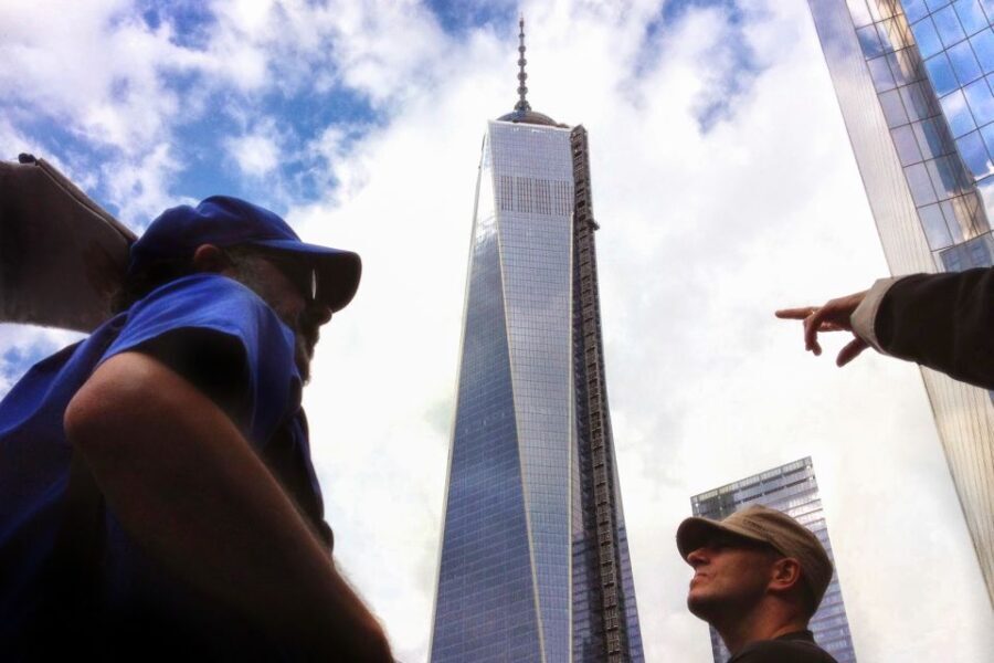 Lower Manhattan Tour: Wall Street & 9/11 Memorial - A Closer Look at the Tour Experience
