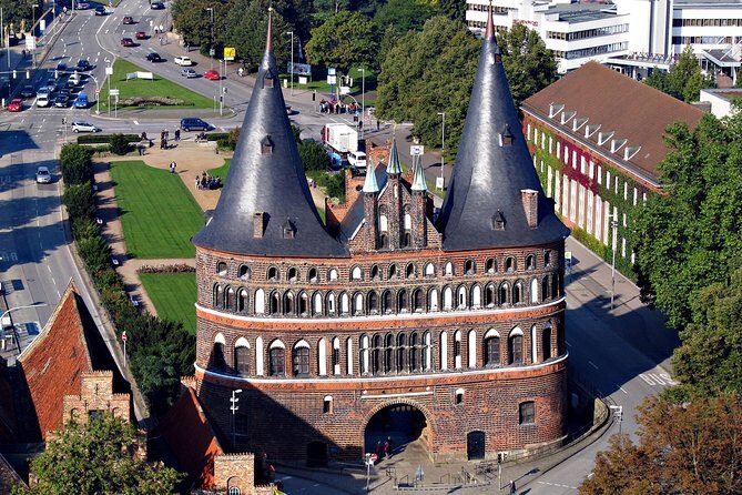 Lübeck Day Trip From Hamburg By Train With Private Guide And Lunch - Who Should Consider This Tour?