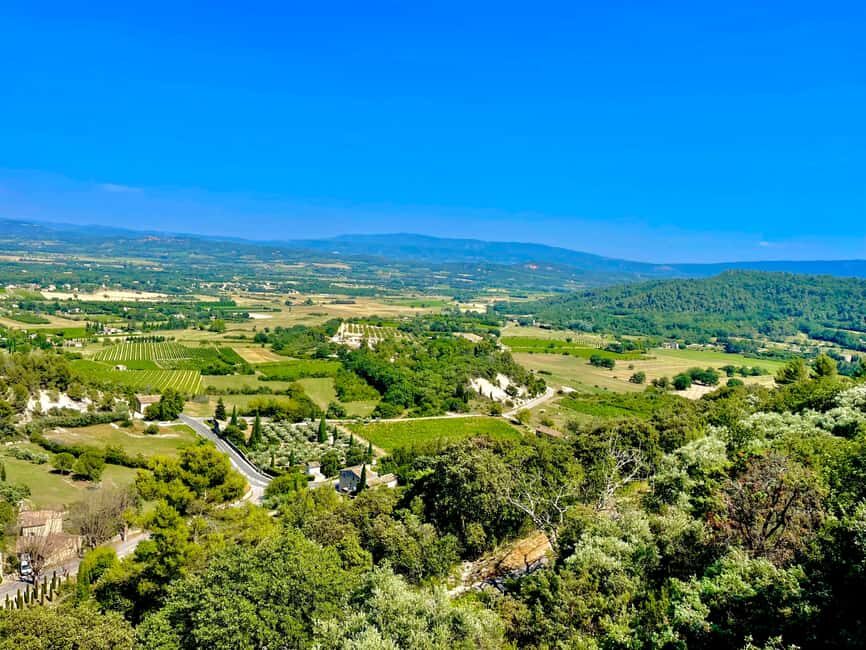 Luberon, Roussillon & Gordes Half-Day Tour from Avignon - Gordes: A Classic Hilltop Village