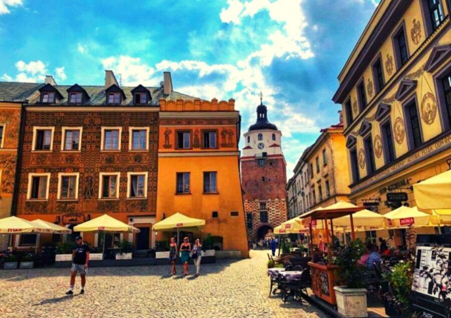 Lublin & Majdanek Small-Group Tour from Warsaw with Lunch - Exploring the Tour: An Authentic Glimpse of Poland’s Past and Present