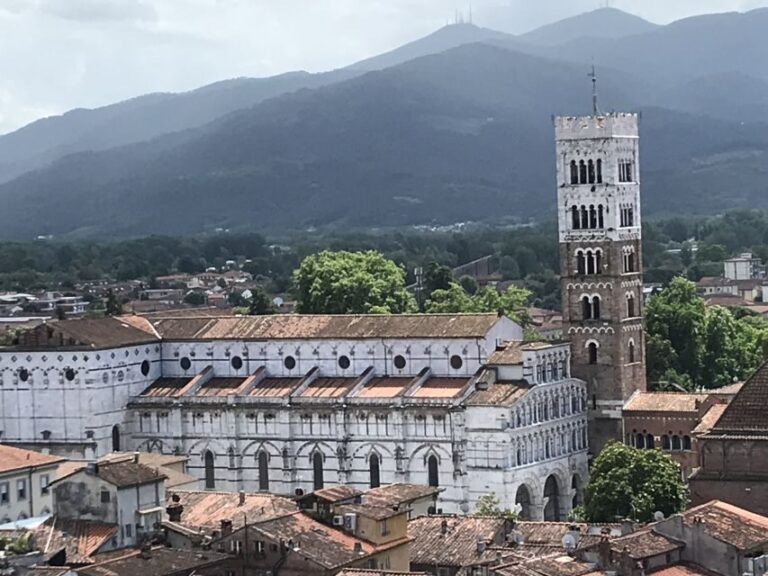 Lucca: 2-Hour City Center Walking Tour - A Deep Dive into the Lucca Experience