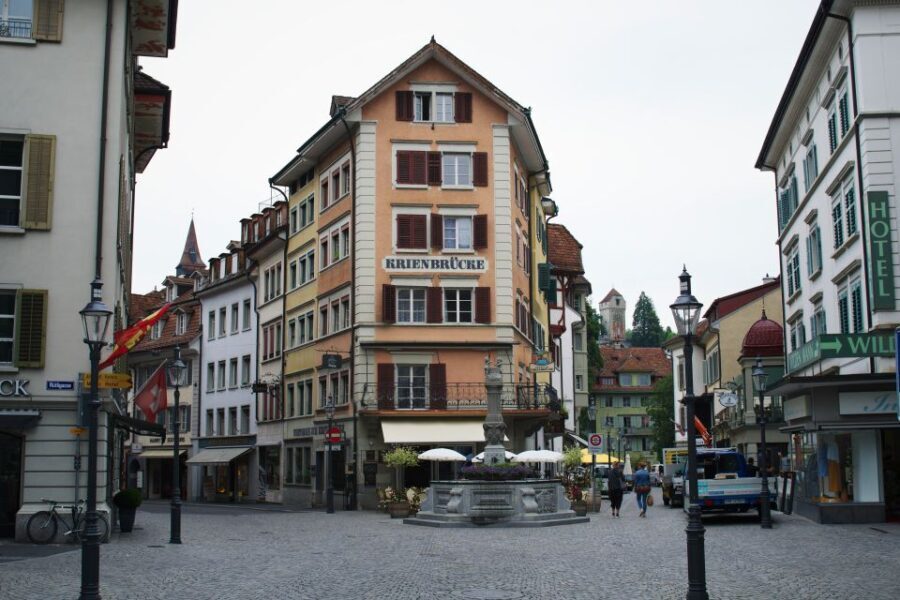 Lucerne: Express Walk with a Local in 60 minutes - Why We Love It