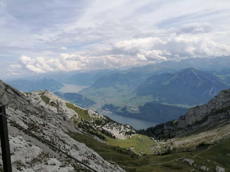 Lucerne or Zurich: Interlaken and Lauterbrunnen Day Tour - Detailed Itinerary Breakdown