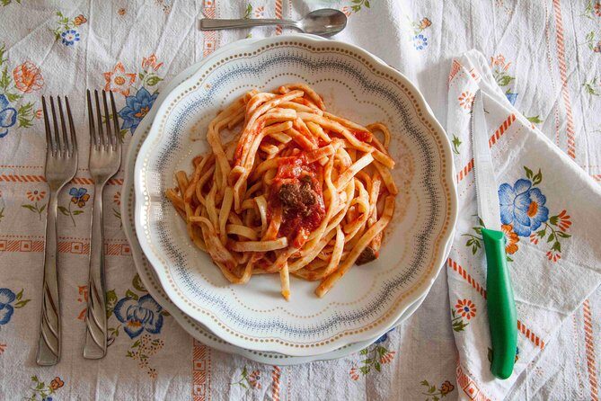 Lunch or dinner and cooking demo at a local home in Chieti - An In-Depth Look at the Experience