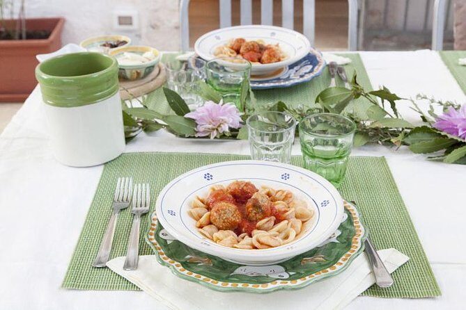 Lunch or dinner and cooking demo at a local home in Viareggio - The Sum Up