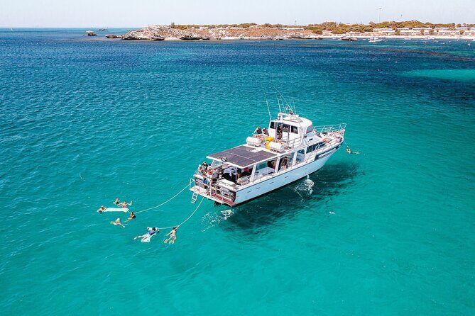 Luxe Seafood Package with Round Trip Ferry from Perth - Key Points