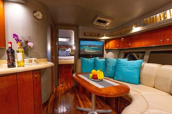 Luxury 42' Yacht Tour in Cabo for Snorkeling and Sunset - A Deep Dive into the Cabo Yacht Adventure