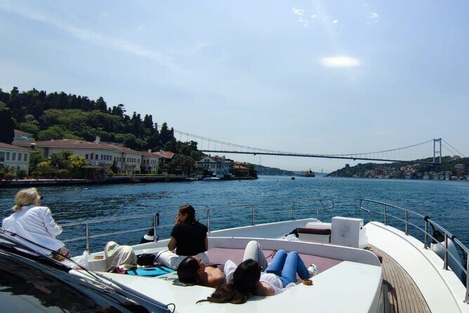 Luxury Bosphorus Yacht Cruise  Stopover in Asian Side - The Sum Up