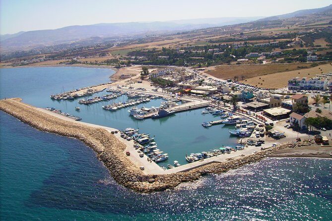 Luxury Eden 18 Private Self-drive boat hire in Latchi - Frequently Asked Questions