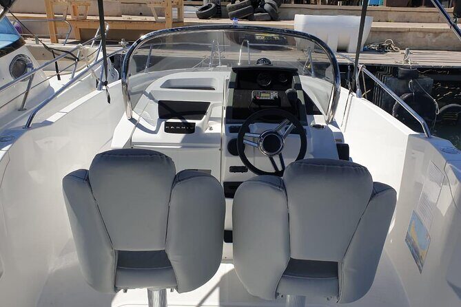 Luxury- Karnic SL701 Private Self-Drive Boat Hire - A Deep Dive into the Experience