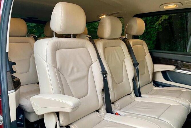 Luxury Mercedes 1-7pp GOT Drama & Giants Causeway private tour - Authentic Experiences and Practical Details