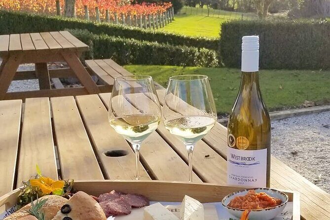 Luxury Private Auckland Wine & Beach Tour with Lunch - FAQ