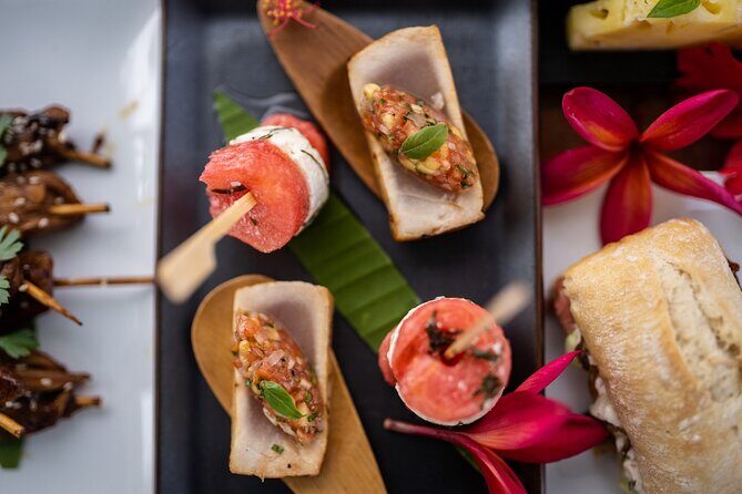 Luxury Private full day tour with Lunch on Board - Who Should Consider This Tour?