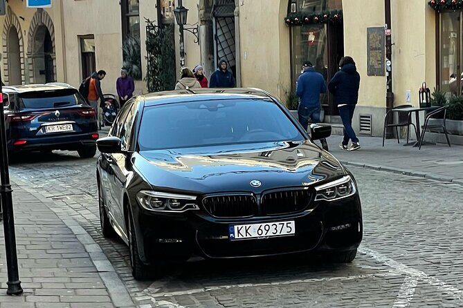 Luxury Private Transfer from Krakow to Budapest - Who Should Consider This Service?