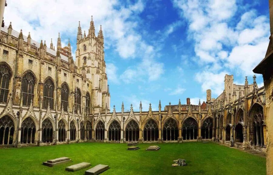 "Luxury Tour: From London to Leeds Castle & Canterbury" - The Itinerary in Detail