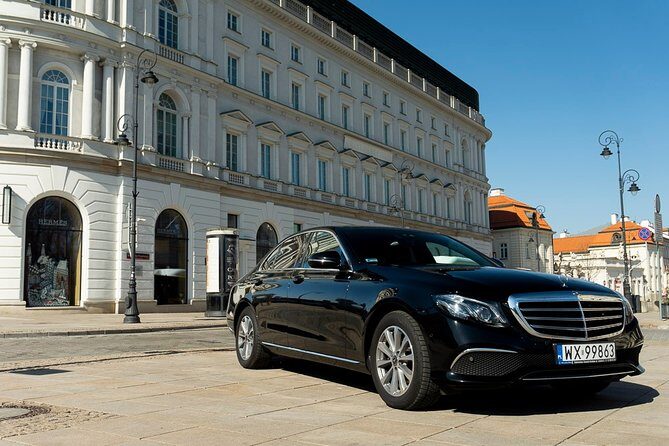 Luxury transport from/to Warsaw - Vienna / International Airport by private car - Practical Considerations