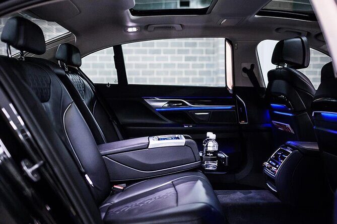 Luxury Van - Sydney Airport Private Departure Transfer - Who this transfer is perfect for