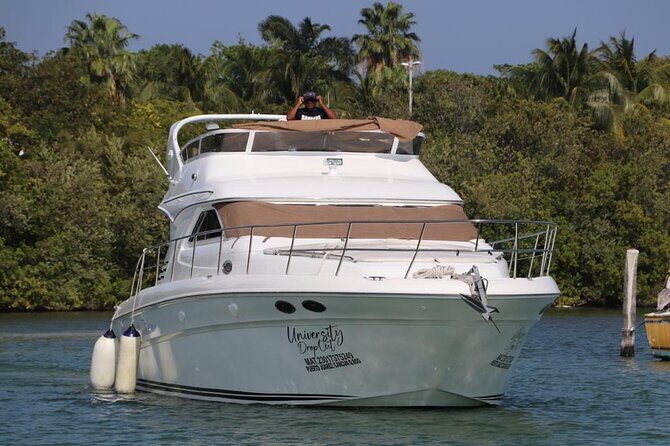 Luxury Yacht in Paradise and snorkel by Isla Mujeres - Who Should Consider This Tour?