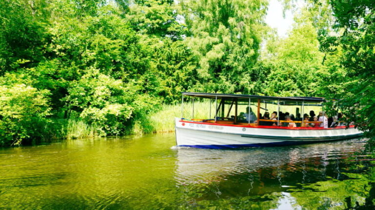 Lyngby & Bagsværd Lake: Baadfarten Boat Ride - Key Points