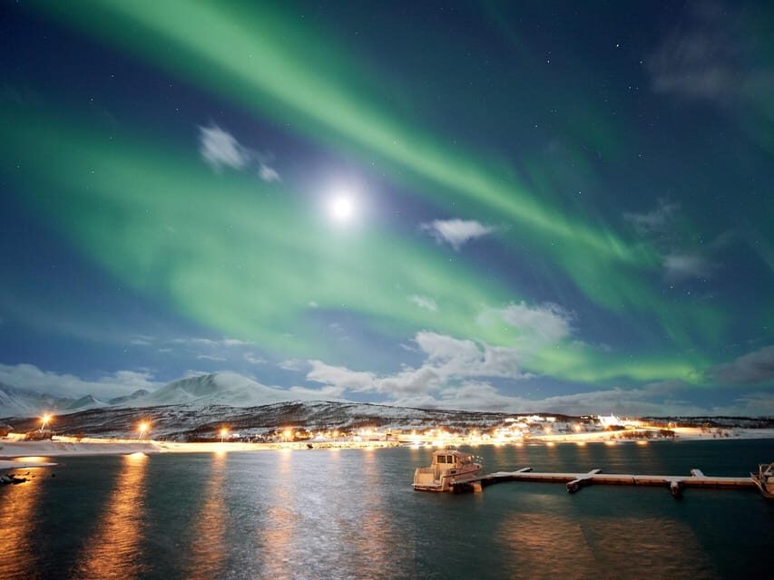 Lyngenalps: Northern Lights Snowmobile Safari - Who Will Love This Tour?