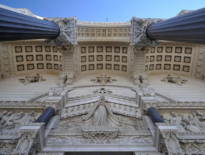 Lyon City Card: Public Transport & More Than 40 Attractions - In-Depth: How the Itinerary Unfolds