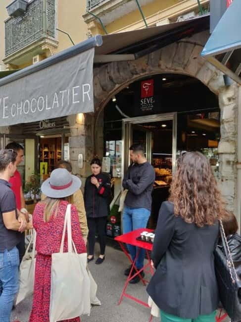 Lyon : Culinary Delights Tour - Exploring Presquîle: Sightseeing and Tasting
