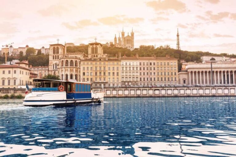 Lyon Old Town Tour with Sightseeing Cruise Tickets - Who Should Book This Tour?