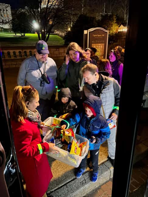 Magic LED Monuments Night Tour- Free snacks, LED Bracelets - A Closer Look at the Experience