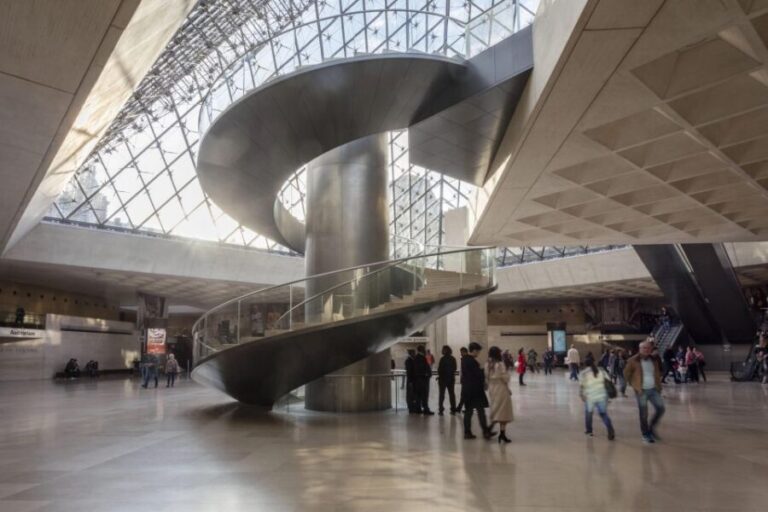 Magnificent tour of the Louvre + Mona Lisa pass - Why This Tour Works for Travelers