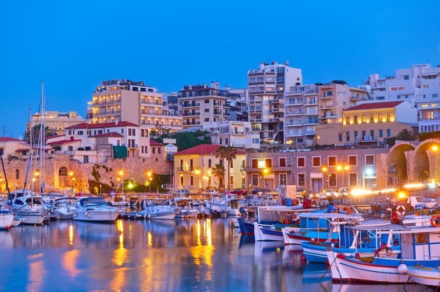 Majestic Christmas Walking Tour in Heraklion - What to Expect: A Blend of Culture, Celebration, and Cuisine