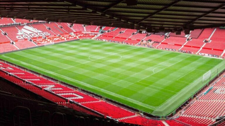 Manchester: Old Trafford Man United Match Day Experience - Practical Considerations and Tips
