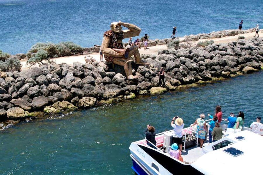 Mandurah: Dolphin & Giant Sightseeing Cruise - Authentic Experiences Based on Reviewer Feedback