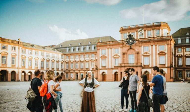 Mannheim, guided costume tour: Hangmen, Witches, Huguenots - Who Should Take This Tour?