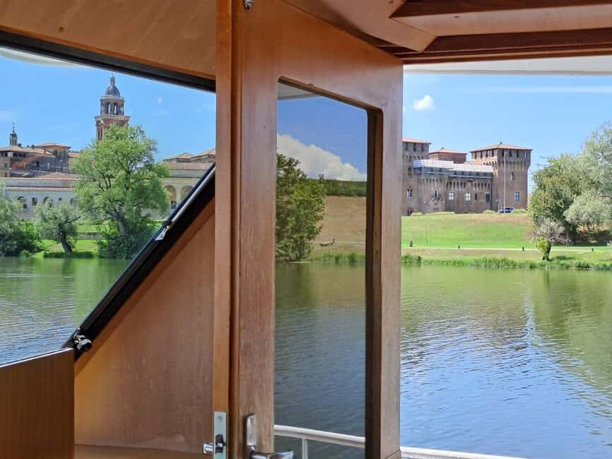 Mantua: Guided Panoramic Boat Tour "City, Lakes, and Natural Park" - A Closer Look at the Experience