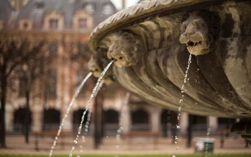 Marais Semi Private Walking Tour - In-Depth Look at the Marais Semi Private Walking Tour