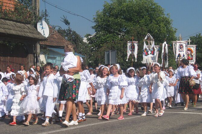 Maramures Day Tour (trip start in Bucovina, end in Sighetu M.) - Exploring the Maramures Day Tour in Detail
